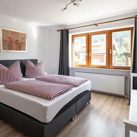 Neu! Sonnige Terrassen-Ferienwohnung In Den Bergen Bad Hindelang Exterior photo