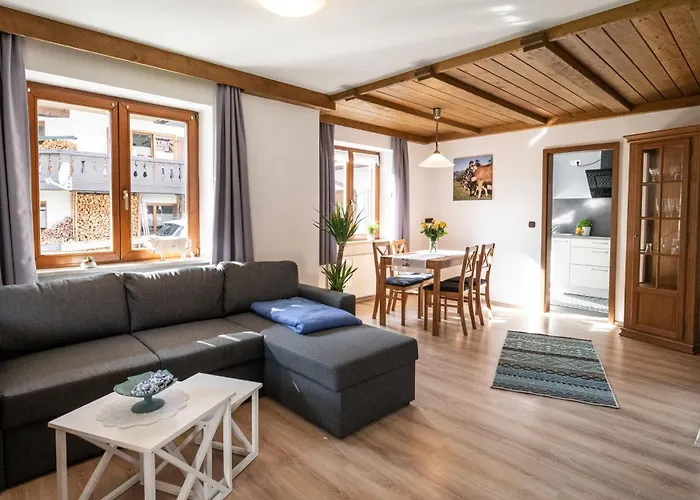 Neu! Sonnige Terrassen-Ferienwohnung In Den Bergen